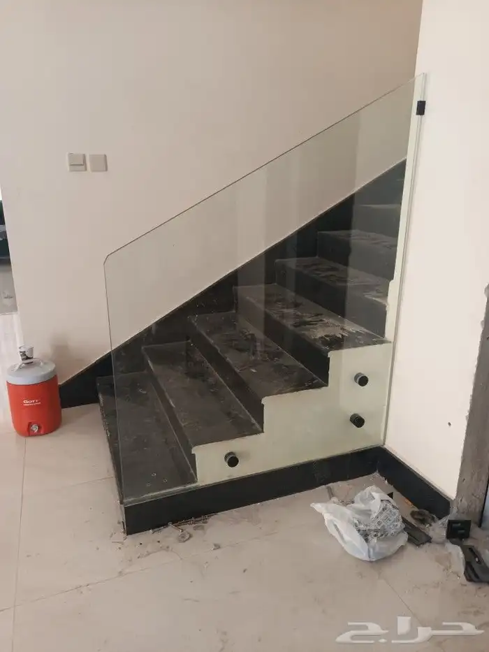 زجاج سكريت وتركيب وجهات والمنيوم 5