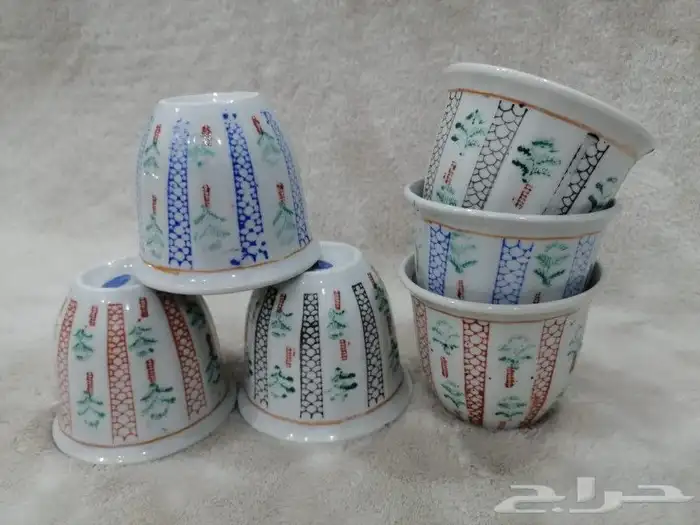 منوعات أواني و تحف 0