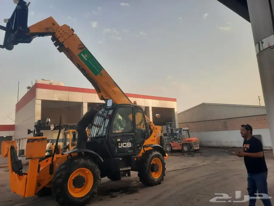 تاجير رافعه شوكيه فوركلفت forklift 2014 8