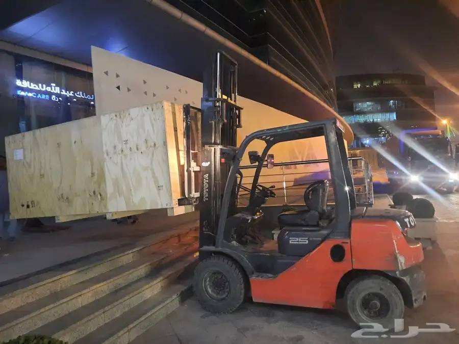 تاجير رافعه شوكيه فوركلفت forklift 2014 0