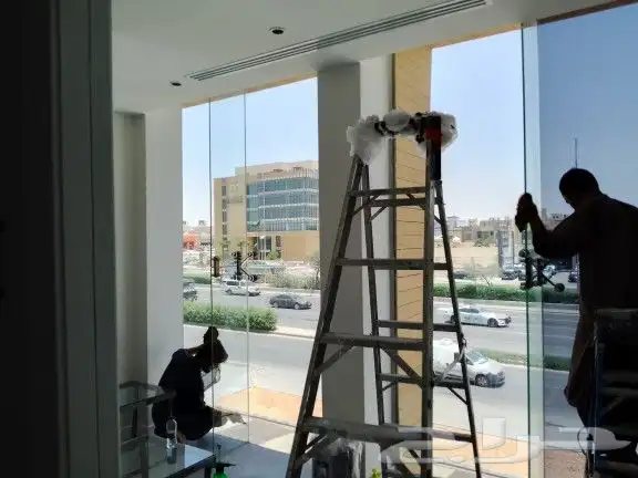 تظليل زجاج عيادة أسنان 5