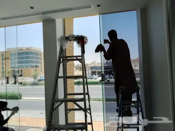 تظليل زجاج عيادة أسنان 0