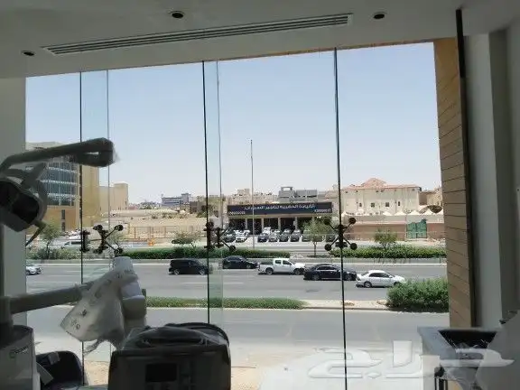 تظليل زجاج عيادة أسنان 4