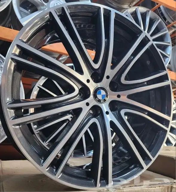 جنوط بي ام الفئه الخامسه مقاس 20 اصلي وكاله موديل 2021 3