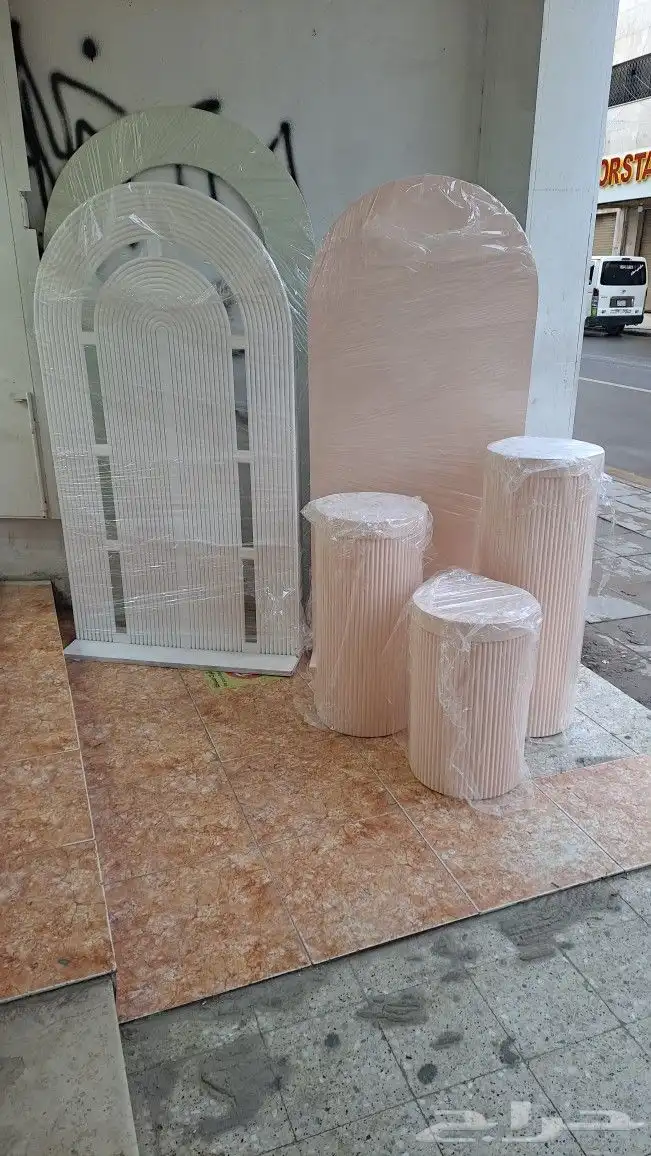 طاولات 18