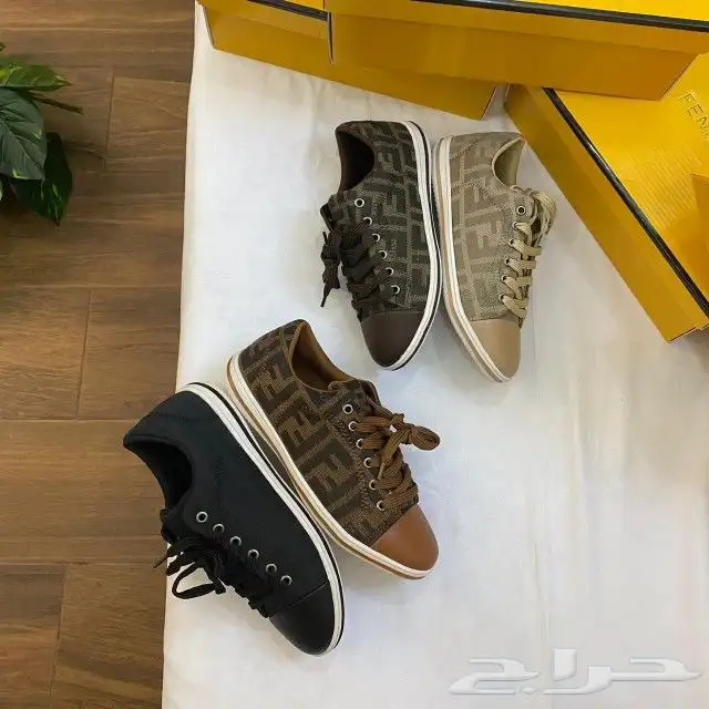 شوزات ماركة فندي درجة اولي 0