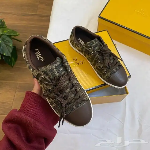 شوزات ماركة فندي درجة اولي 7