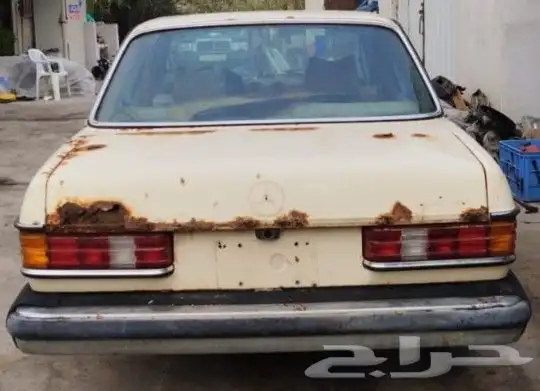 مرسيدس موديل 78 بيع قطع غيار داخلها بيج 2