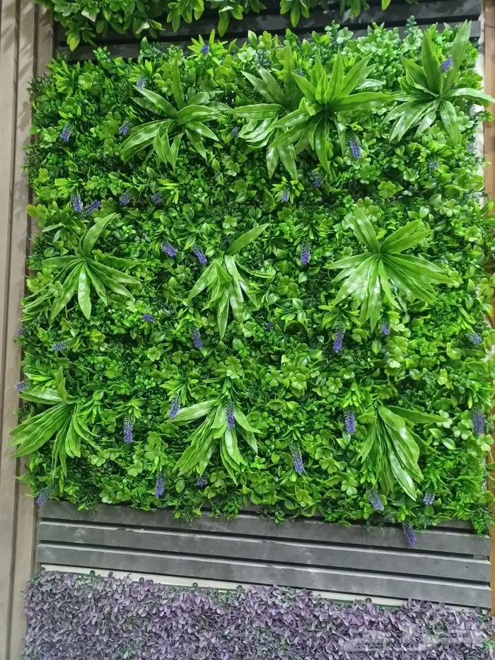 ثيل صناعي وعشب جداري 20