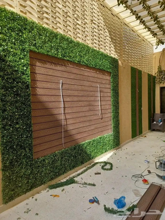 ثيل صناعي وعشب جداري 13