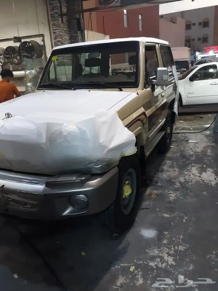 يوجد لدينا رش مطفي رش لمعه بدي رش جنوط 77