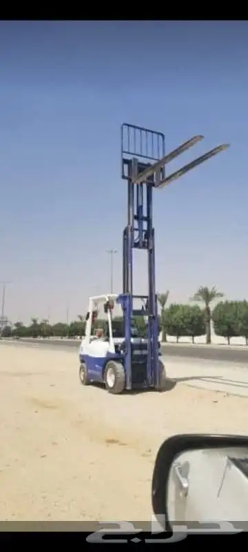تاجير رفعات شوكيه كرنات سطحات ترلات سيزر لفت 9