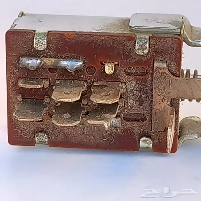 مفتاح نور و مساحات أصلي تويوتا قديم 4