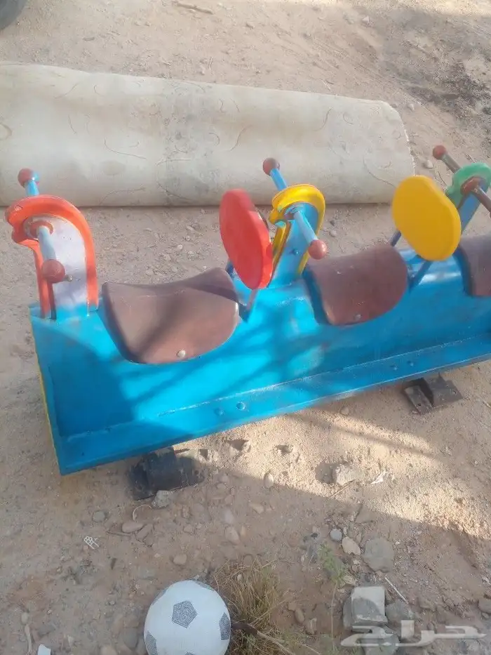 لعبه هزاز للاطفال ثلاث أفراد حديد بلاستك وجلد جوده عاليه 1