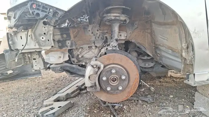 تشليح قطع غيار كامري من موديل 2018 إلى 2023 3