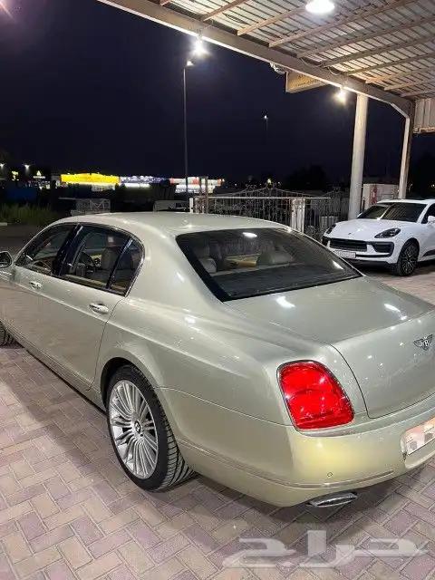 بنتلي فلاينج سبير 2010 6