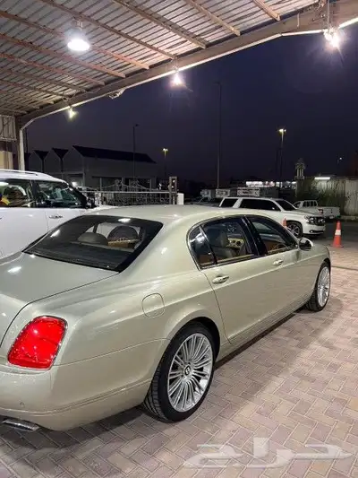 بنتلي فلاينج سبير 2010 4