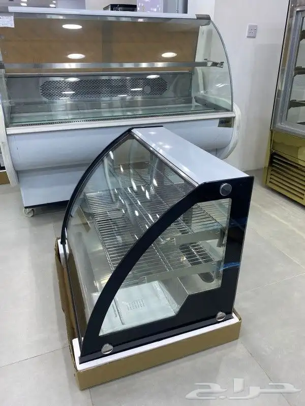 ثلاجات عرض أعلى الكاونتر - تصميم أمامي منخفض الحجم لزيادة 8