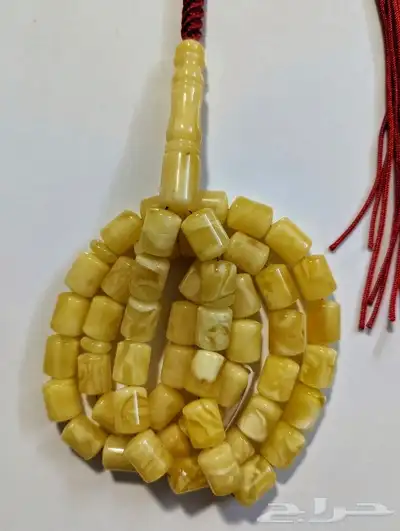 سبحة كهرب طبيعي مبرقع بياض قطع صندوقي 4