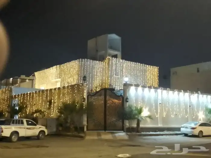 زينه العرس وجميع المناسبات وفرش العيد طاولات دائريه 2