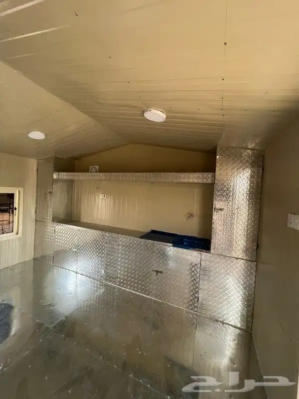 غرفه البيع سحب شينكوكويتي جديد طول13في4متر الموقع عريعره 8