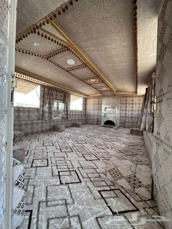 غرفه البيع سحب شينكوكويتي جديد طول13في4متر الموقع عريعره 3