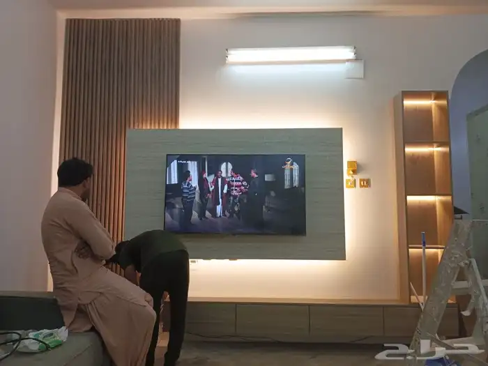 معلم ديكورات فوم نعلات رخام بديل الخشب 0