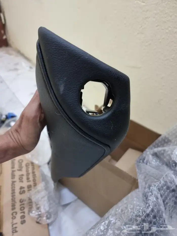 ديكورات داخلي جيب لاندكروزر وشاشه امامي وخلفي 2020 10