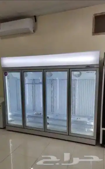 فريزر عرض 4 باب زجاج 1