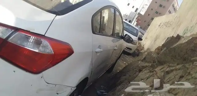 كيا سيراتو تشليح قطع غيار فقط 1