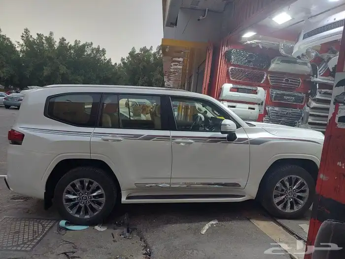 ترهيم لاندكروزر من سعودي لاوراد الساير 6