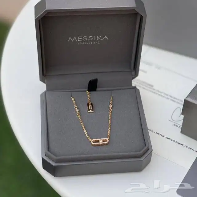 اكسسورات ماركات طبق الأصل 8