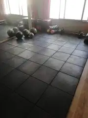 بلاط مطاطي 0