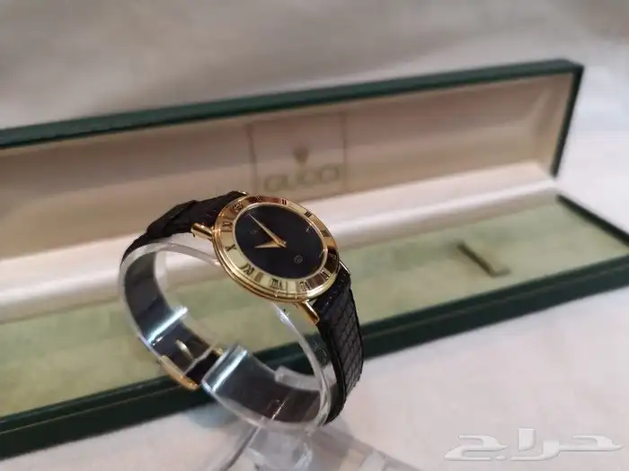 ساعه قوتشي أصلي نسائيه 1