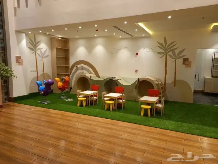 رسام ونحات ومصمم ديكور 9