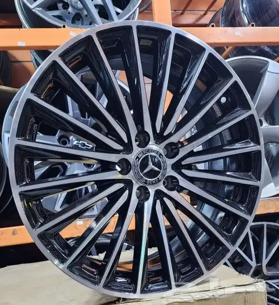 جنوط مرسدس C 200 اصلي وكاله مقاس 19 موديل 2022 14