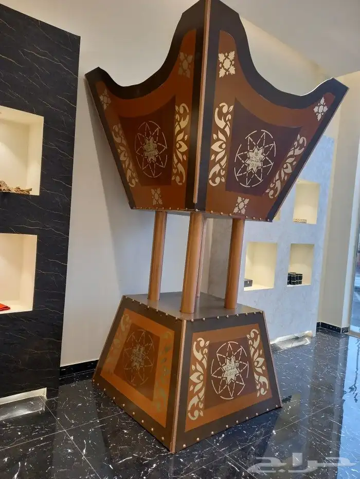 رسام ونحات ومصمم ديكور 10