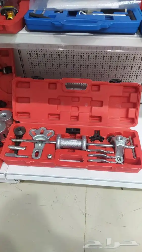 لبيع جميع انواع العدد والمعدات وتجهيز المغاسل ولورش 49