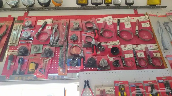 لبيع العدد والمعدات الصناعية 46