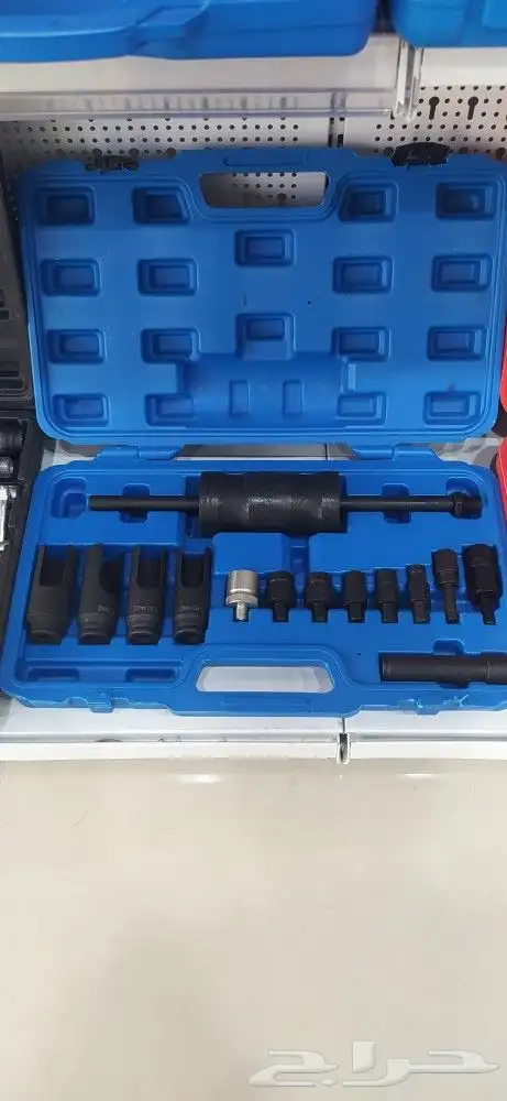 لبيع العدد والمعدات الصناعية 6