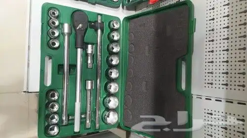 لبيع العدد والمعدات الصناعية 2