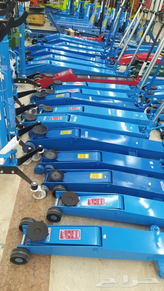 لبيع العدد والمعدات الصناعية 45