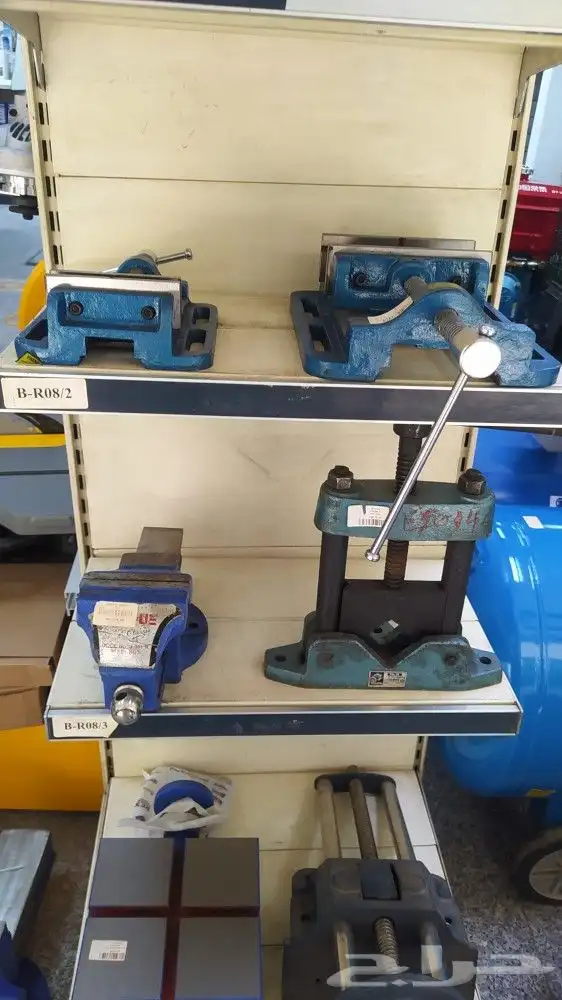 لبيع العدد والمعدات الصناعية 12