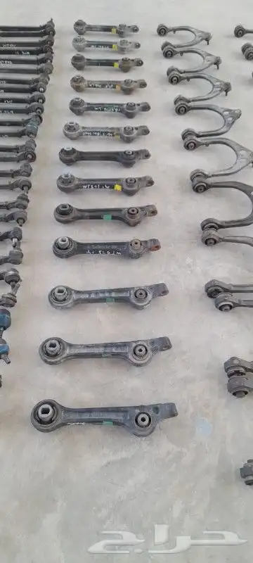 قطع غيار دودج تشارجر جيب جراند شيروكي كلايسلر دورانجو c300 12