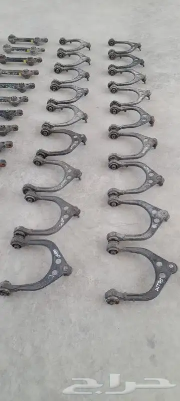 قطع غيار دودج تشارجر جيب جراند شيروكي كلايسلر دورانجو c300 10