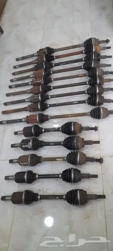 قطع غيار دودج تشارجر جيب جراند شيروكي كلايسلر دورانجو c300 9