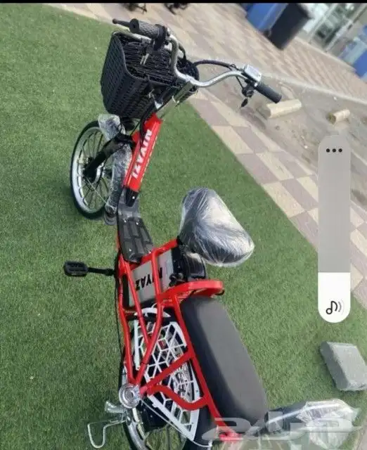 سكوتر كهربائي ودراجة هوائية باللون الأزرق 5