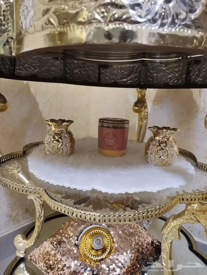 عربة ملكة نحاس مطلي بالذهب للبيع 2