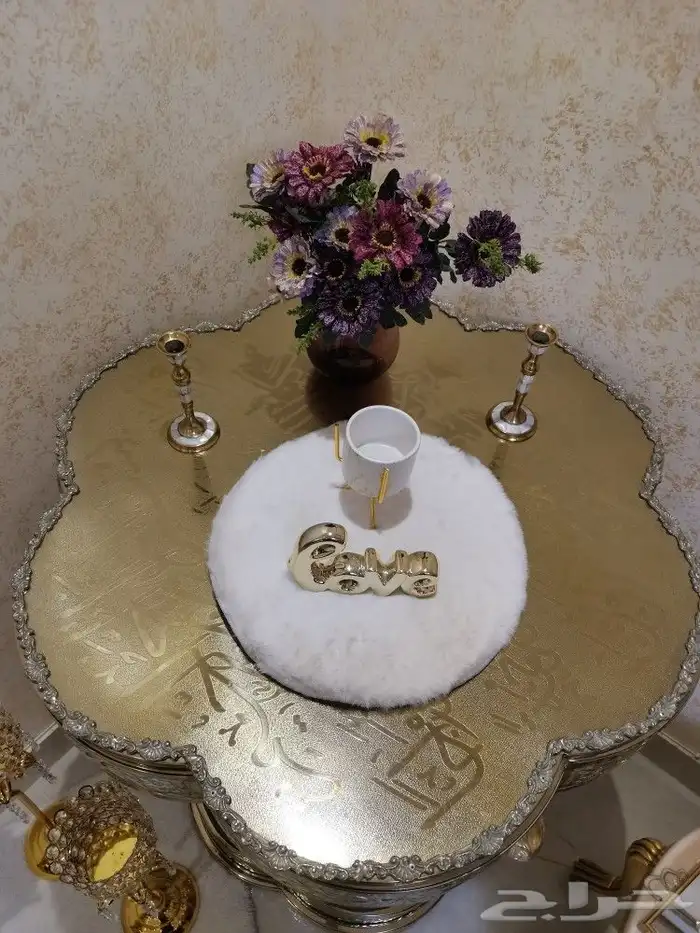 عربة ملكة نحاس مطلي بالذهب للبيع 4