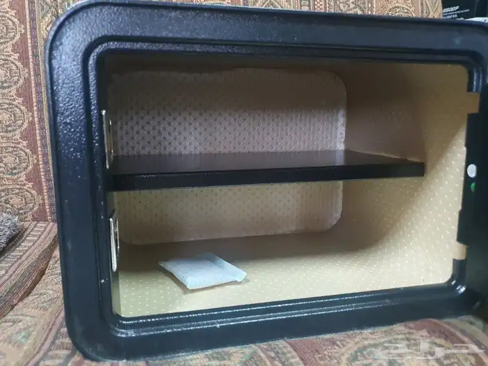 للبيع خزنه رقميه ومفتاح لحفظ المال والاوراق المهمه 7